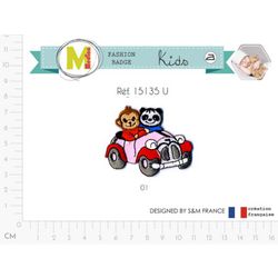 M15135 Animals in Car