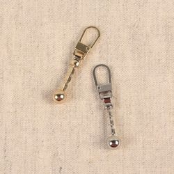 M09253 Zipper Pull