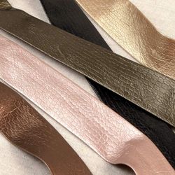 06093 Faux Leather Reptile Bias