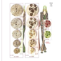 B14183 2-Hole Coconut Button with Circle Design