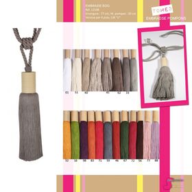 12148 Cylindrical Wooden Bead Tieback