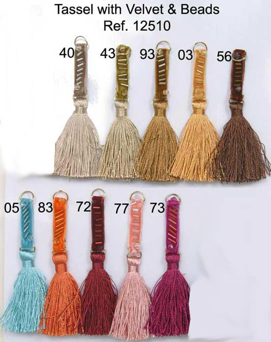 12510 Tassel with Beaded Velvet