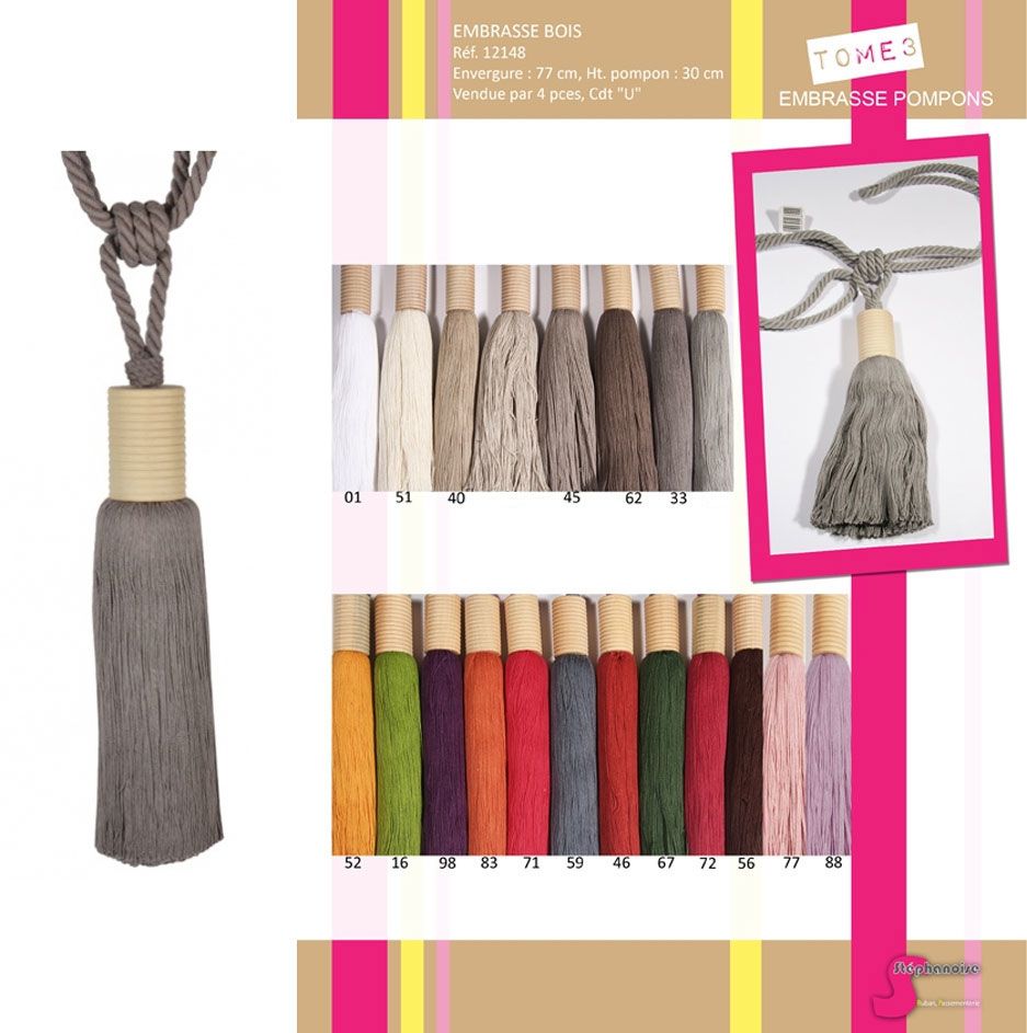 12148 Cylindrical Wooden Bead Tieback